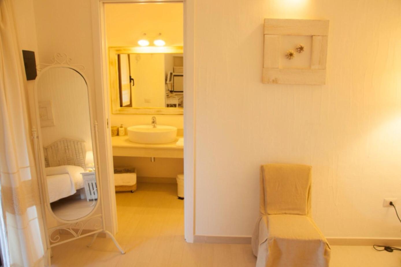 Cento Ulivi B&B Гольфо-Аранчи Экстерьер фото