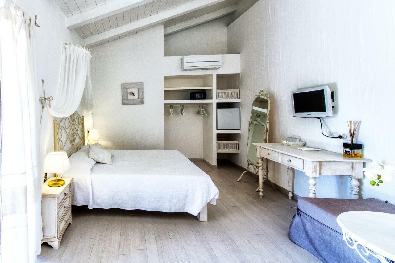 Cento Ulivi B&B Гольфо-Аранчи Экстерьер фото
