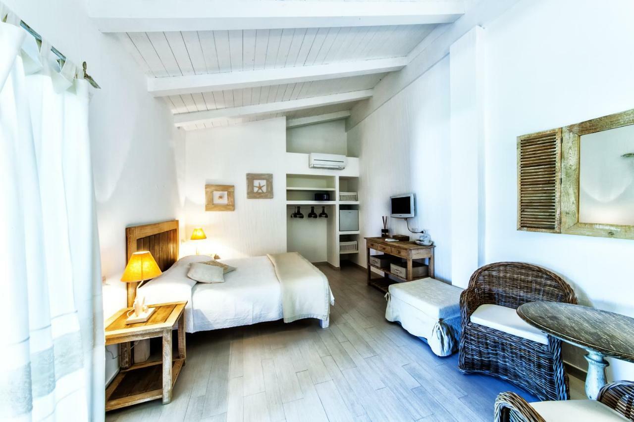 Cento Ulivi B&B Гольфо-Аранчи Экстерьер фото